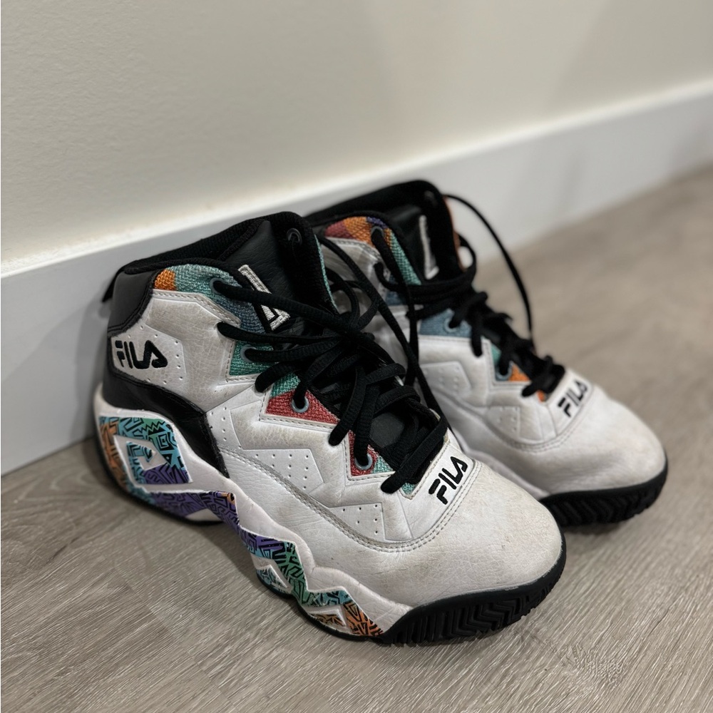 FILA MB ‘90s Athletic High Top Basketball Shoes Size 6